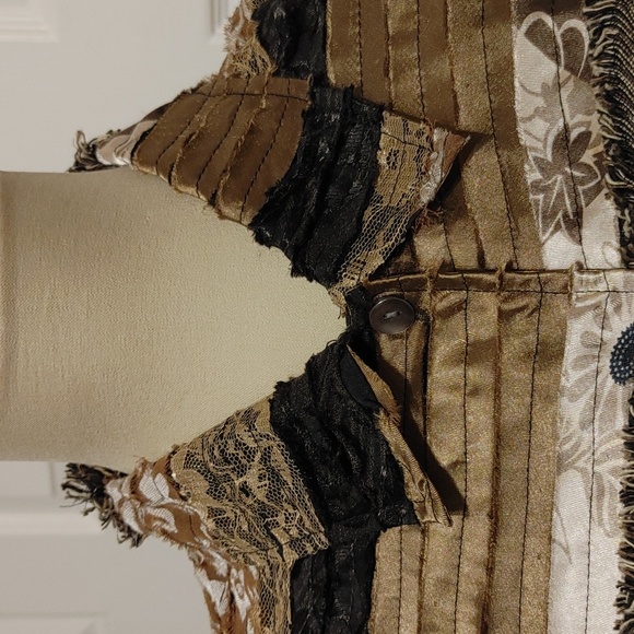 🤣 Tantrums Collection Jacket - Picture 2 of 15